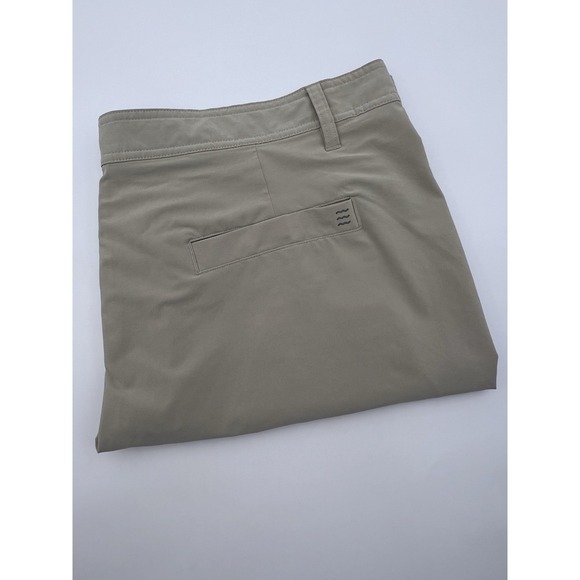 Free Fly Shorts Men 40 Beige Hybrid Performance Chino Lightweight Active Stretch - Picture 1 of 12